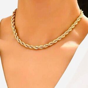 Elegant Gold Rope Chain Necklace